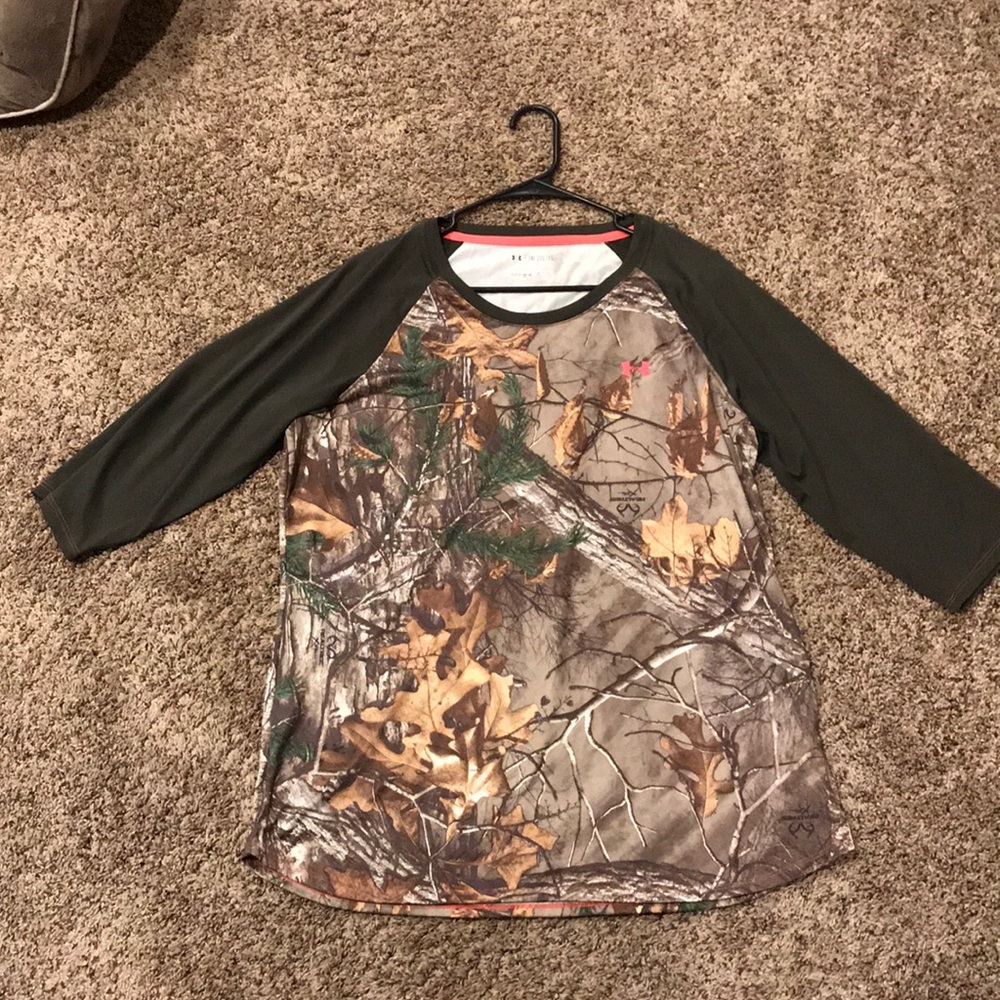 Raglan camouflage top
